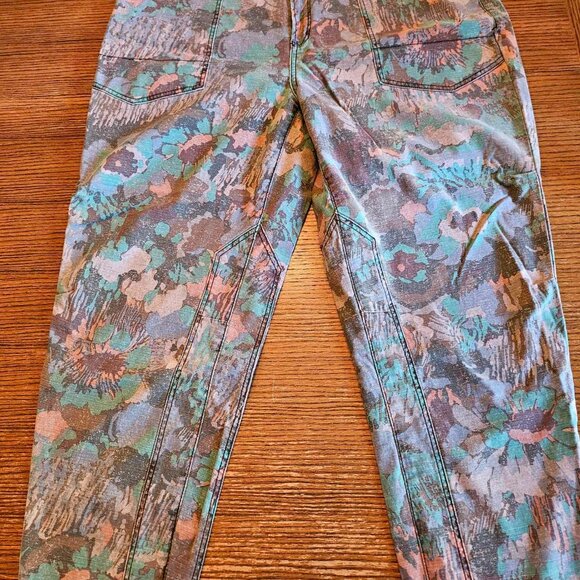 Pilcro by Anthropologie The Wanderer Floral Design Utility Pants Plus size - Picture 1 of 13